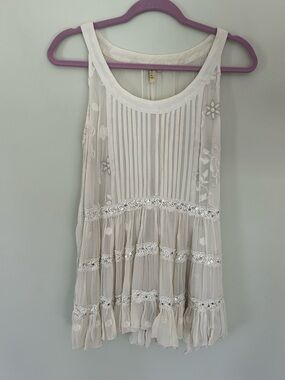 Marilu Sheer Pleated Tank Top in Light Cream